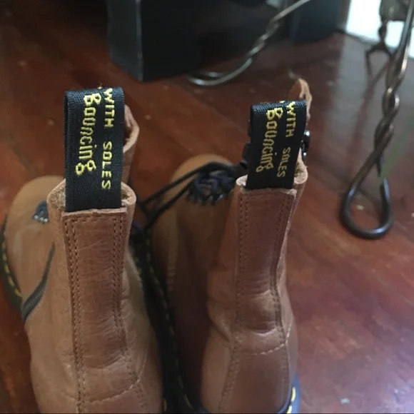 Dr. Martens Brown Lace Up Boots - Picture 5 of 8